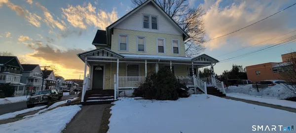 $1,900 | 130 Church Street, Bristol, CT 06010