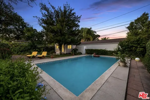 $1,629,000 | 4740 Denny Avenue, Toluca Lake, CA 91602