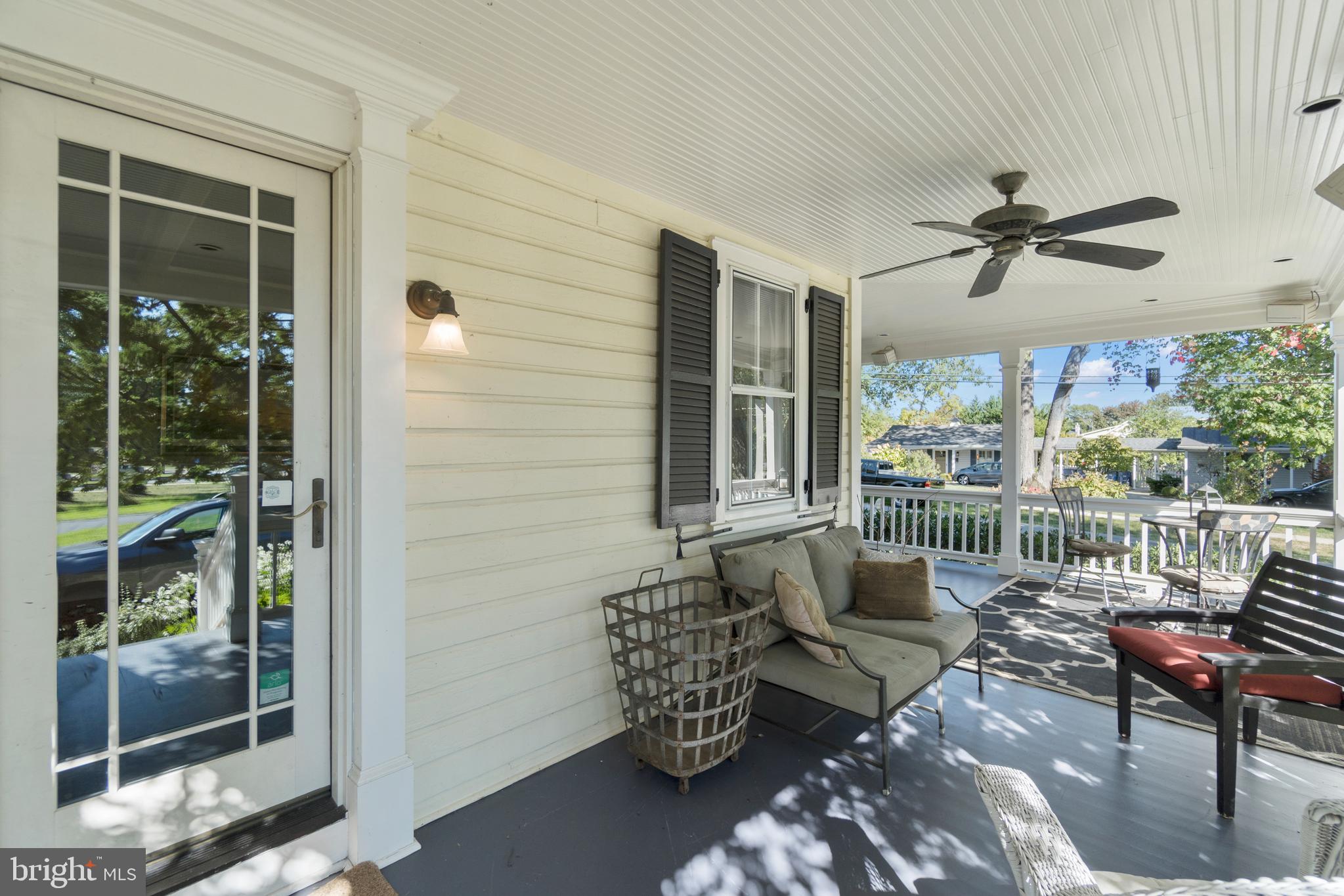 1005 Grant Street Herndon, VA 20170 - Photo 6 of 59 a balcony with furniture and a potted plant