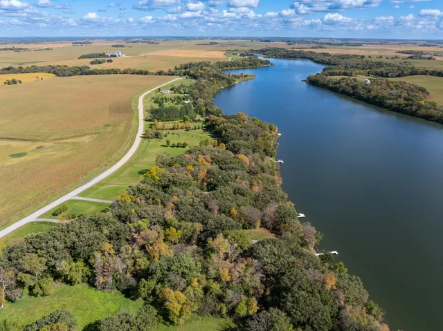 $389,000 | 20854 North Long Lake Road Northwest, Evansville, MN 56326