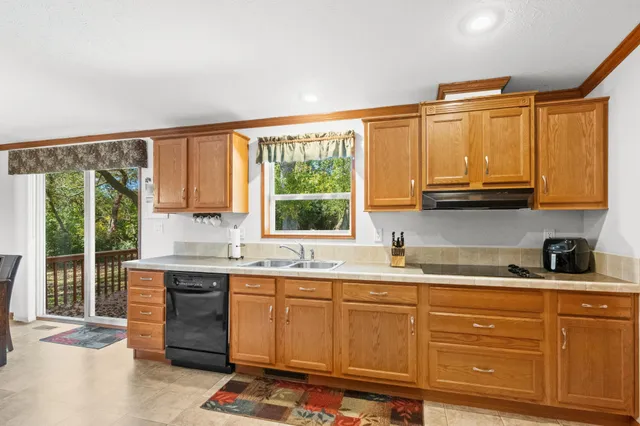 $389,000 | 20854 North Long Lake Road Northwest, Evansville, MN 56326