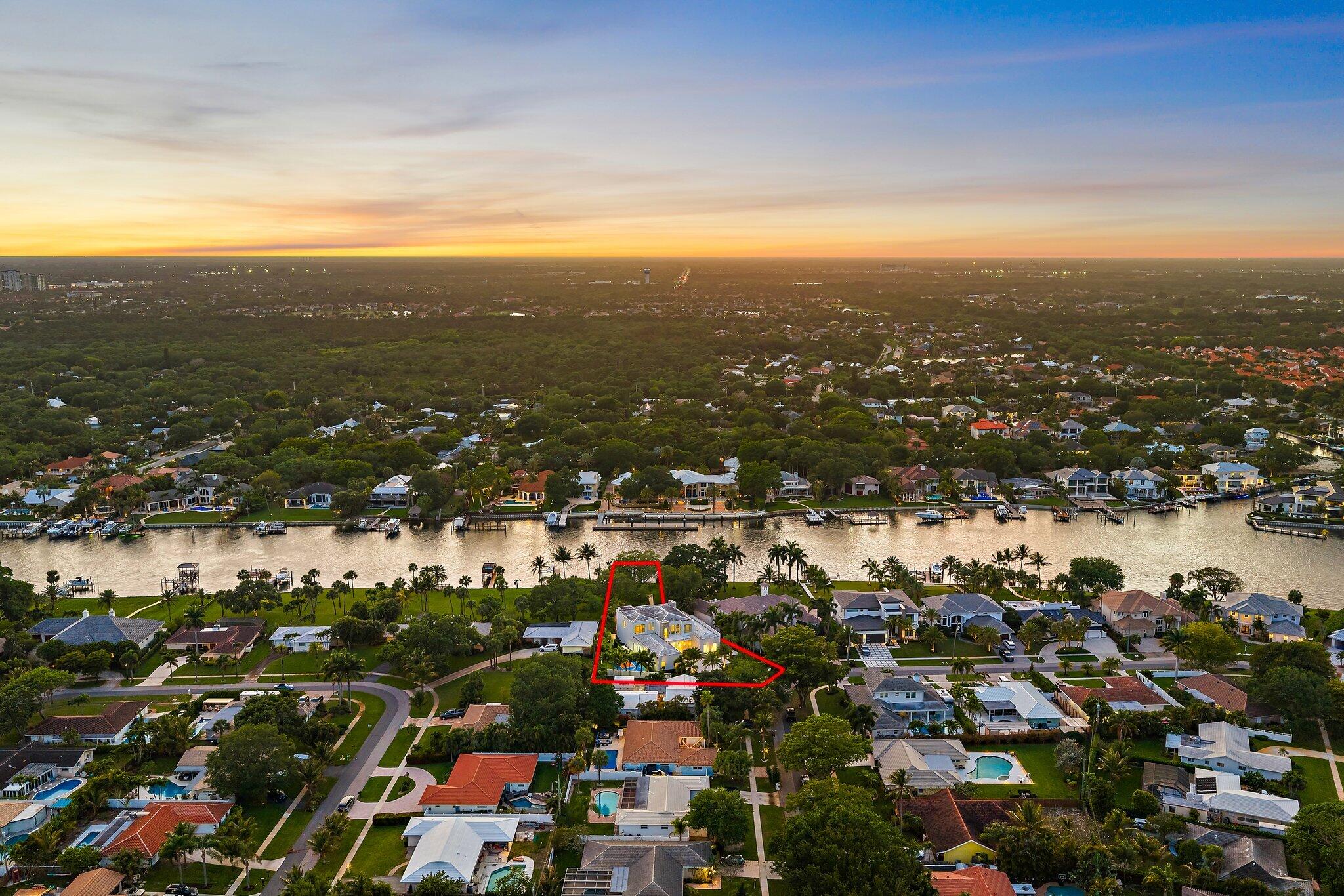 2162 Radnor Road North Palm Beach, FL 33408 - Photo 49 of 71 Aerial facing West