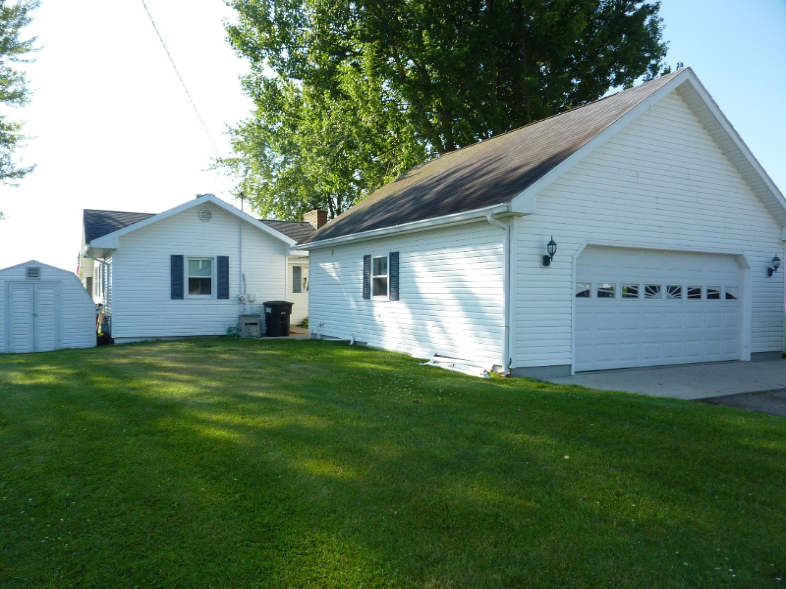 230 Rasmussen Drive Trufant, MI 49347 - Photo 4 of 7 P1030705