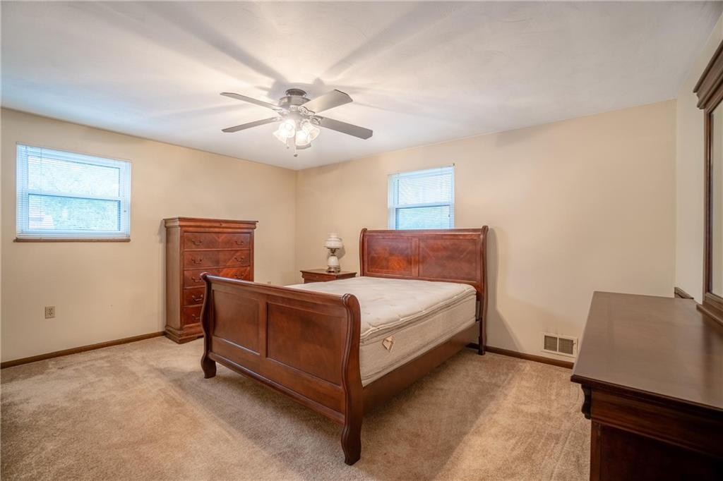 1545 Rutherford Avenue Pittsburgh, PA 15216 - Photo 11 of 20 Gallery Image 11