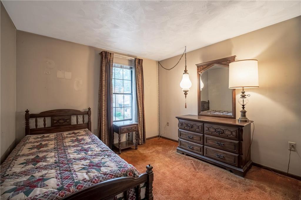 1545 Rutherford Avenue Pittsburgh, PA 15216 - Photo 12 of 20 Gallery Image 12