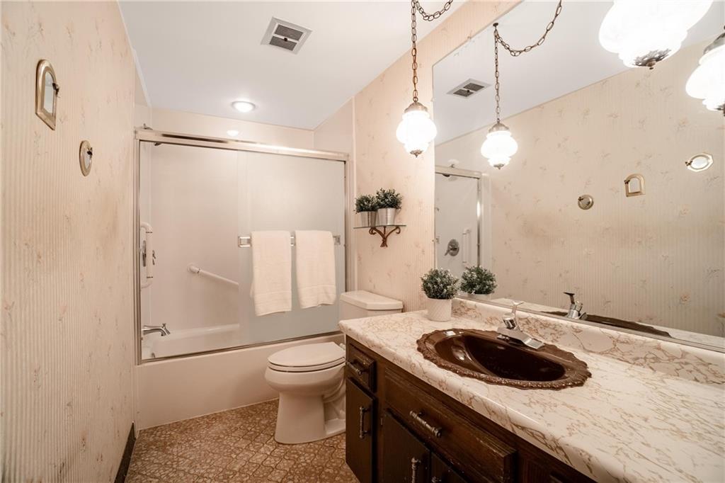 1545 Rutherford Avenue Pittsburgh, PA 15216 - Photo 14 of 20 Gallery Image 14