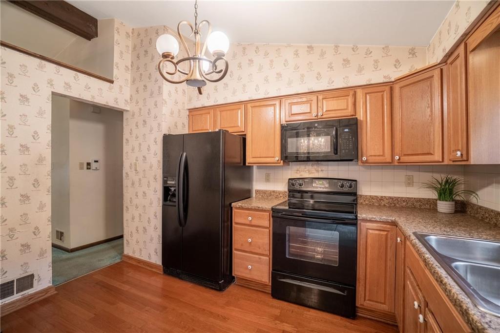 1545 Rutherford Avenue Pittsburgh, PA 15216 - Photo 7 of 20 Gallery Image 7