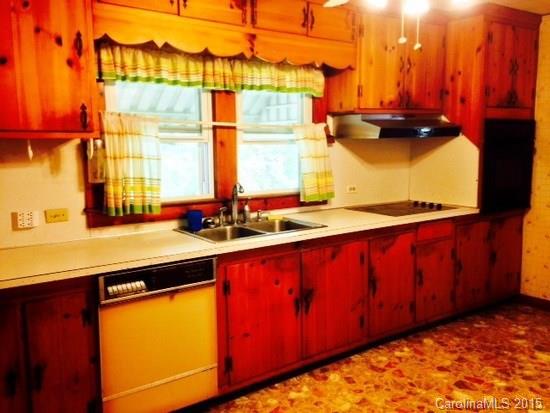 1729 Tryon Courthouse Road Bessemer City, NC 28016 - Photo 4 of 12