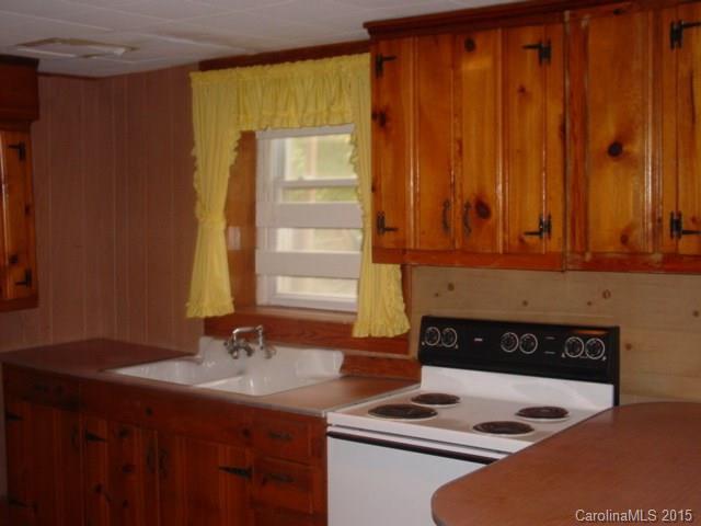 1729 Tryon Courthouse Road Bessemer City, NC 28016 - Photo 9 of 12