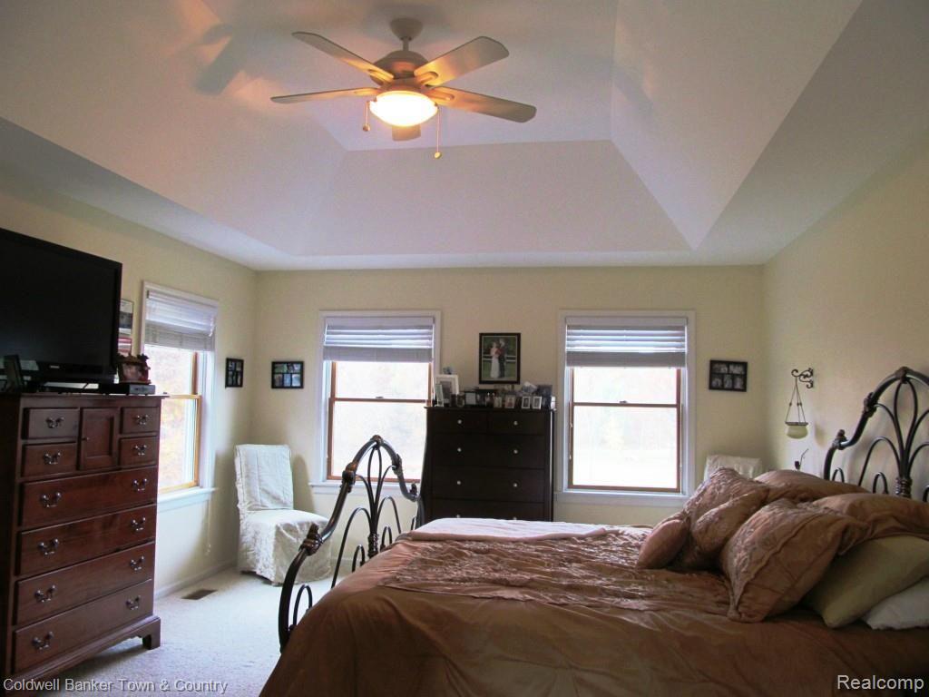 2220 Ranch Road Holly, MI 48442 - Photo 9 of 38