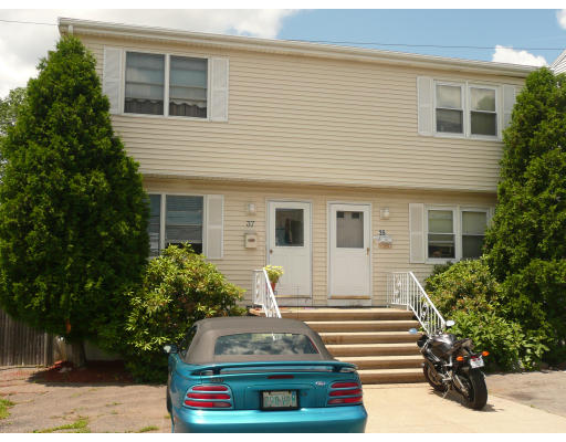 37 Dunn Road, Unit 37 Revere, MA 02151 - Photo 2 of 11 Gallery Image 2