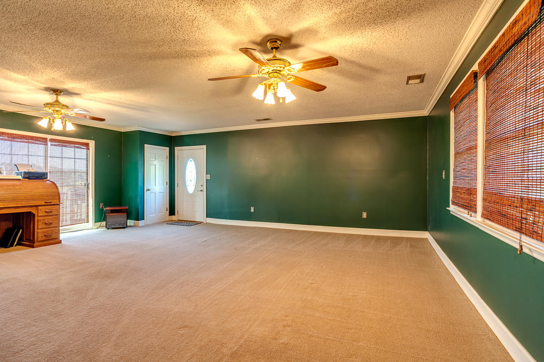 380 Foster Road Blaine, TN 37709 - Photo 7 of 32 003190910-1-380FosterRdBlaineTN-SCREEN S