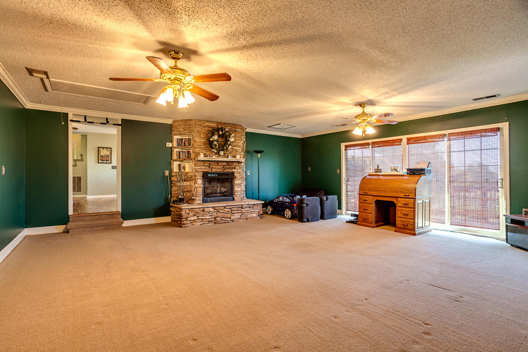 380 Foster Road Blaine, TN 37709 - Photo 8 of 32 004190910-1-380FosterRdBlaineTN-SCREEN S
