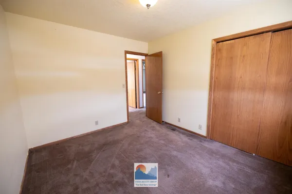 $427,500 | 219 Marble Drive, Evanston, WY 82930
