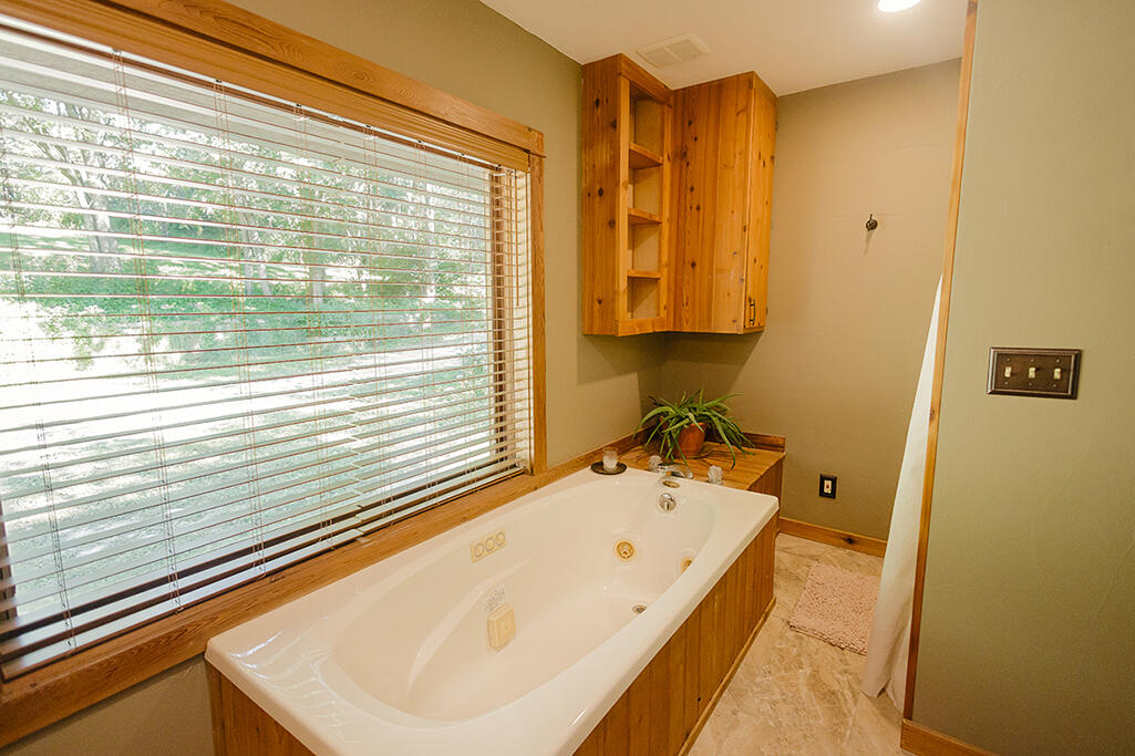 111 Old Darlington Road Mineral Point, WI 53565 - Photo 20 of 44 OldDarlington-60