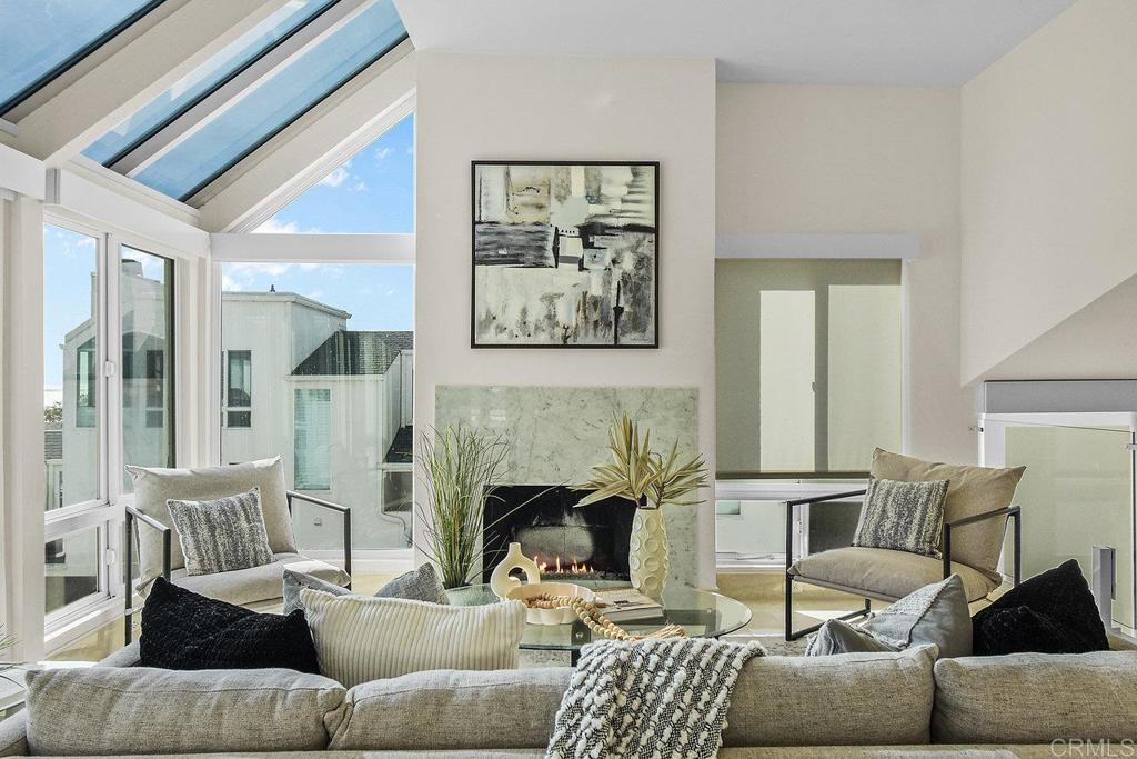 321 Shoemaker Lane Solana Beach, CA 92075 - Photo 2 of 38