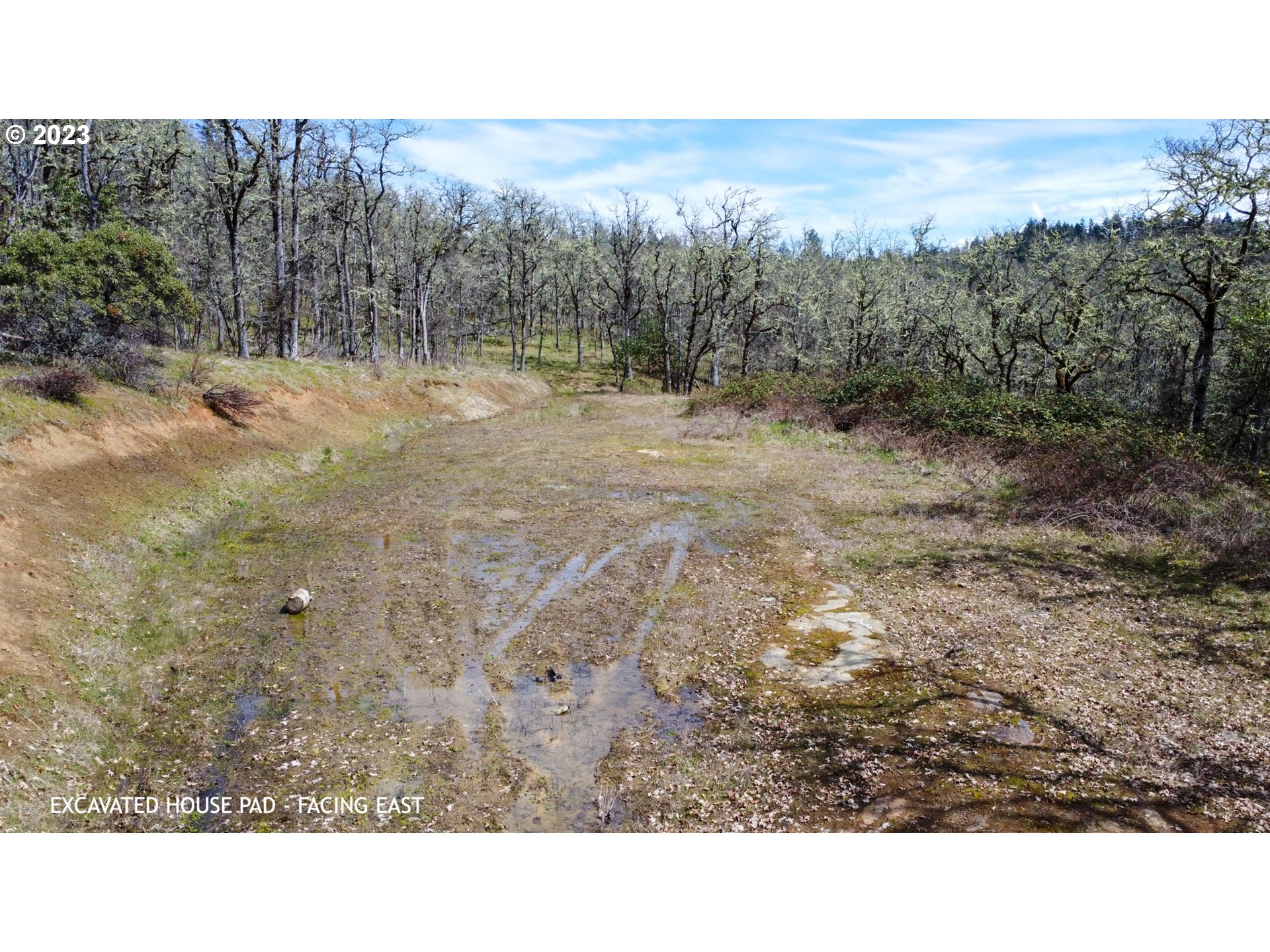 1651 Elgarose Road Roseburg, OR 97471 - Photo 6 of 14 Gallery Image 6