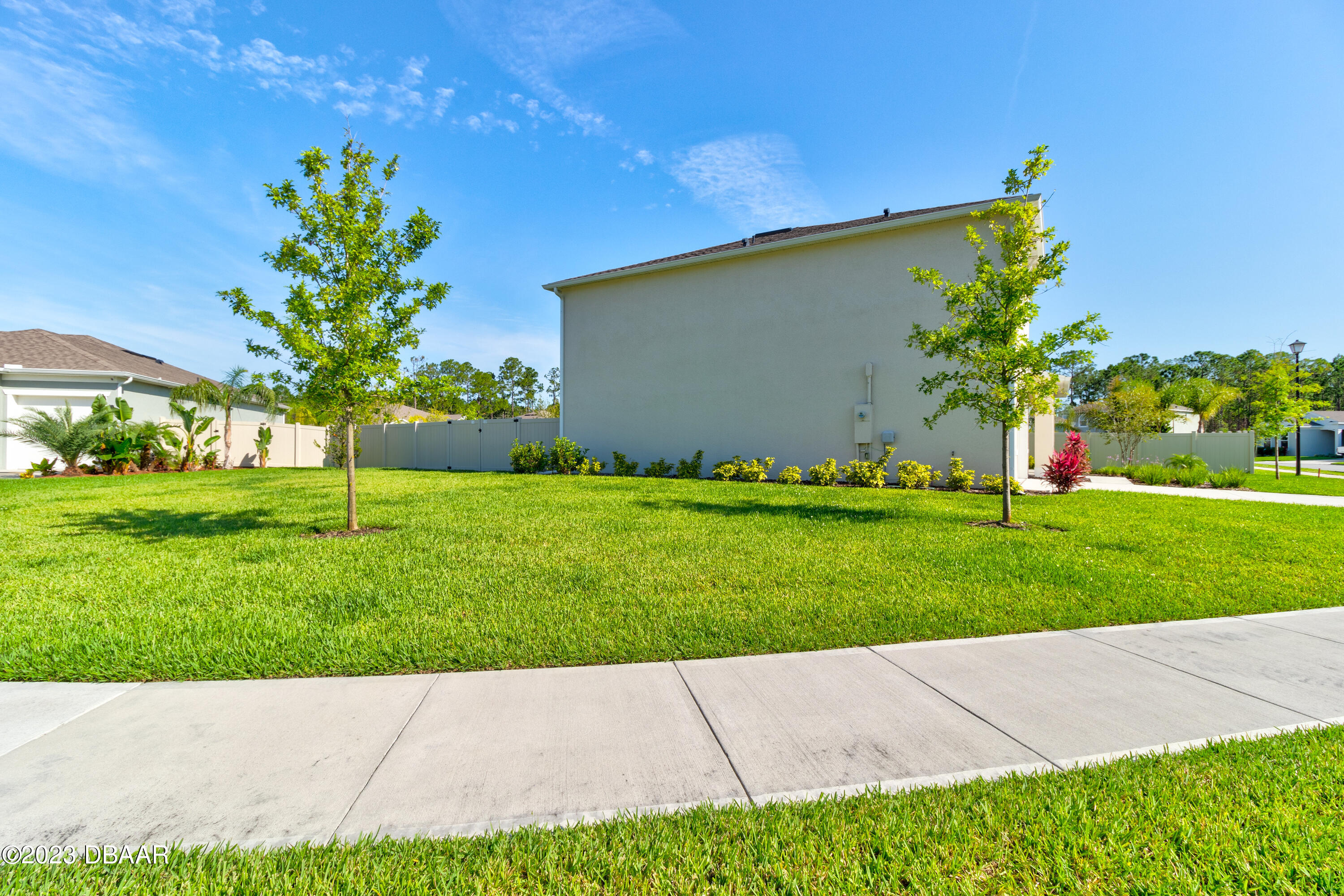 60 Trailmark Court Ormond Beach, FL 32174 - Photo 21 of 21 huge side yard