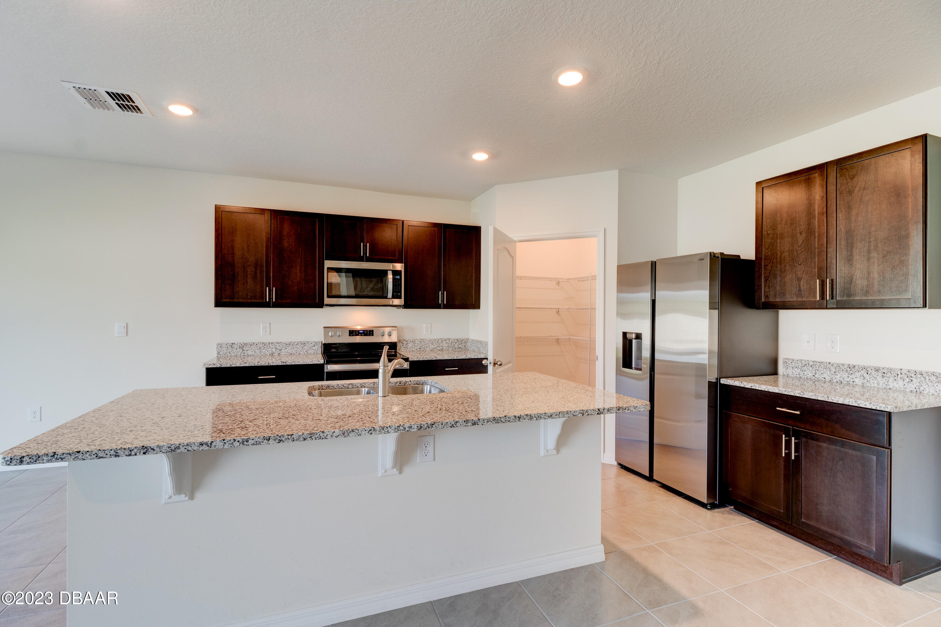 60 Trailmark Court Ormond Beach, FL 32174 - Photo 6 of 21 kitchen