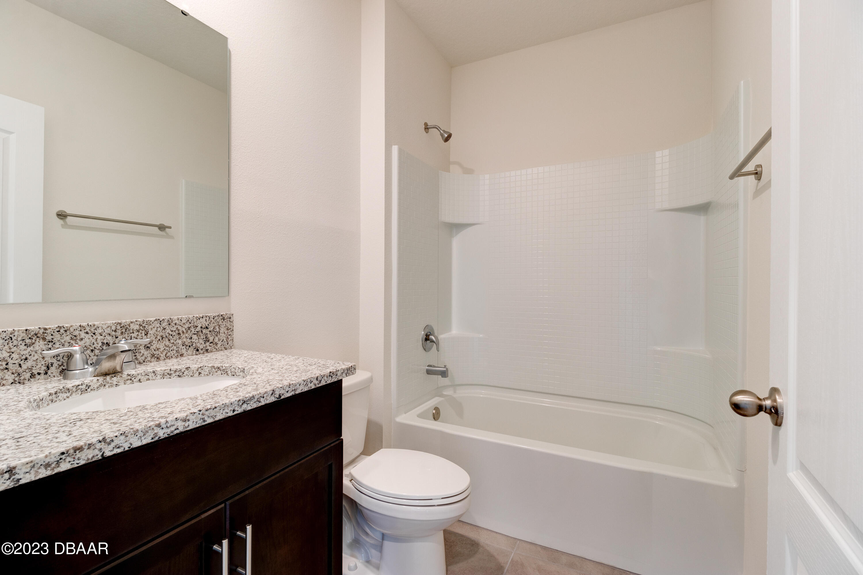 60 Trailmark Court Ormond Beach, FL 32174 - Photo 9 of 21 main floor bath