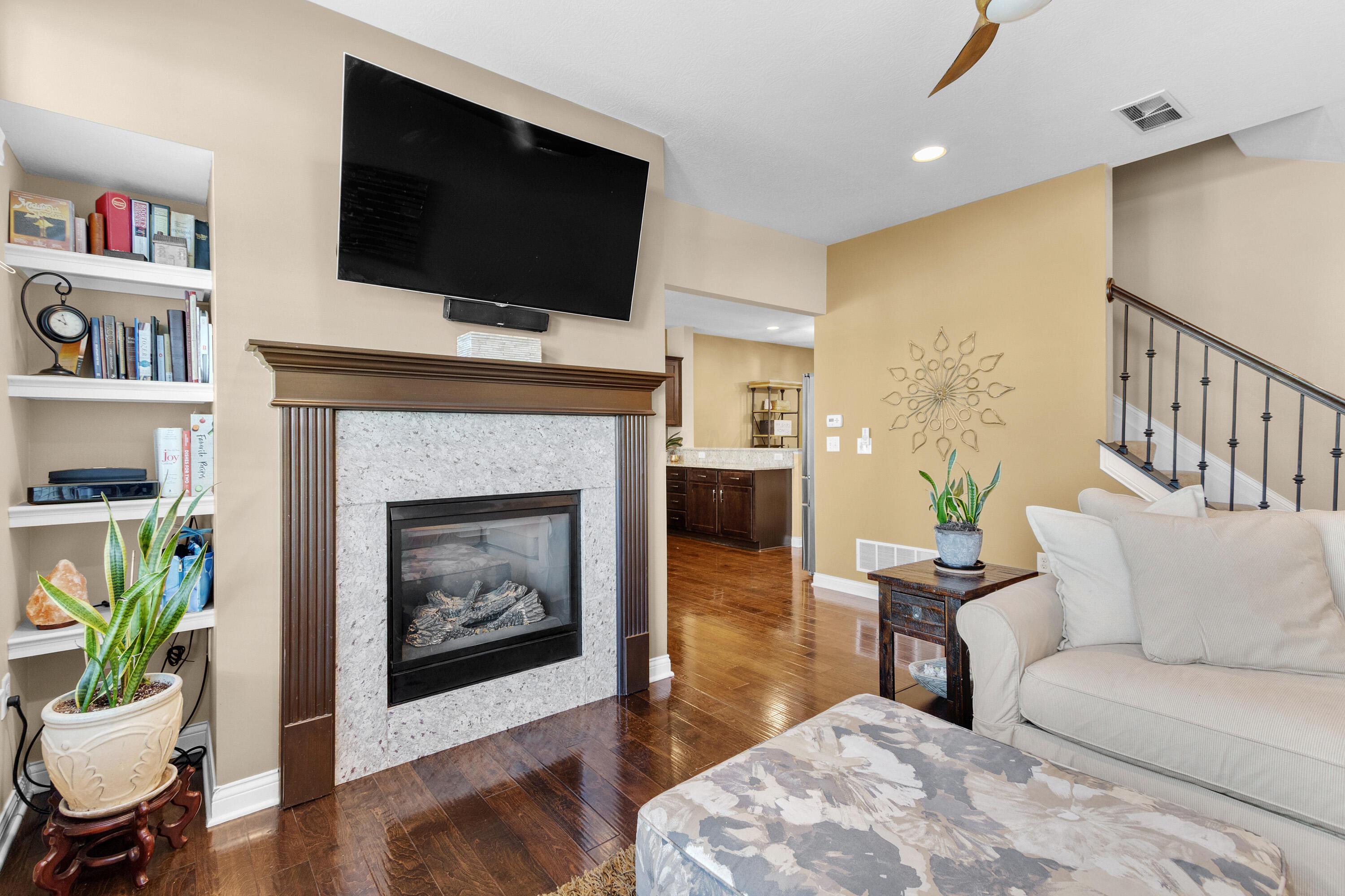 3834 Rennes Drive Columbus, OH 43221 - Photo 8 of 41