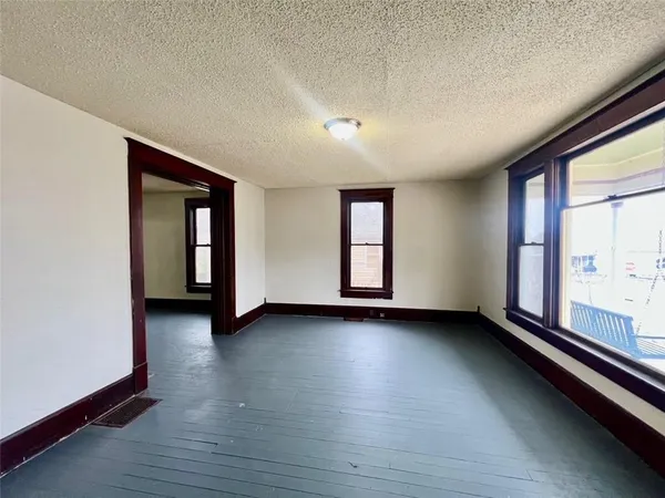 $355,000 | 308 East Colorado Avenue, St. Joseph, MO 64504