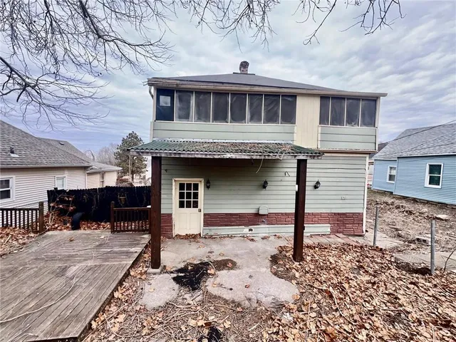 $355,000 | 308 East Colorado Avenue, St. Joseph, MO 64504