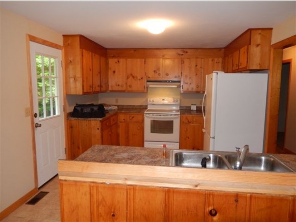 280 Roberts Road Canaan, NH 03741 - Photo 9 of 18 Gallery Image 9