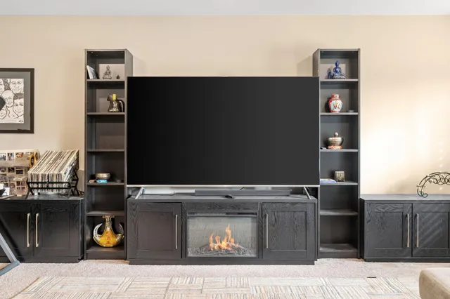 $650,000 | 5029 Oak Street, Maple Plain, MN 55359