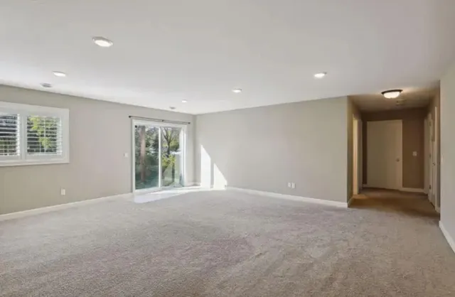 $650,000 | 5029 Oak Street, Maple Plain, MN 55359