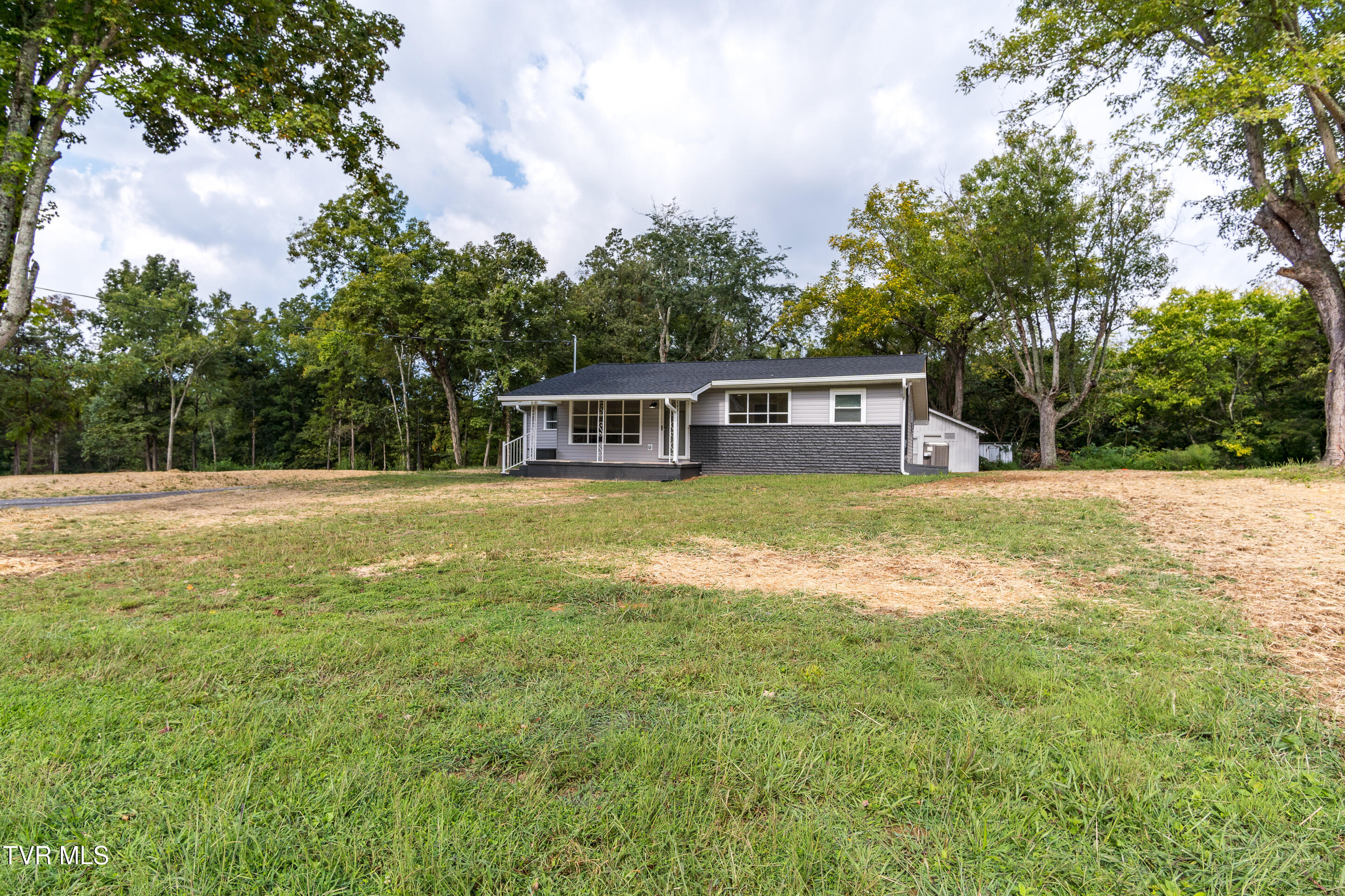 2275 Justice Road Afton, TN 37616 - Photo 36 of 36 exterior-2