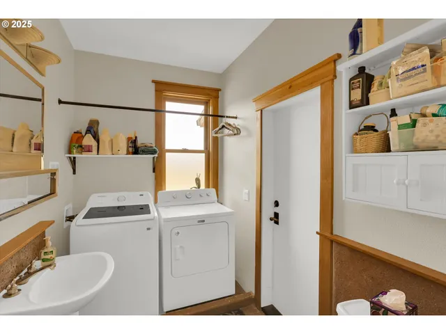 $2,730,000 | 47266 Southwest Carpenter Creek Road, Forest Grove, OR 97116