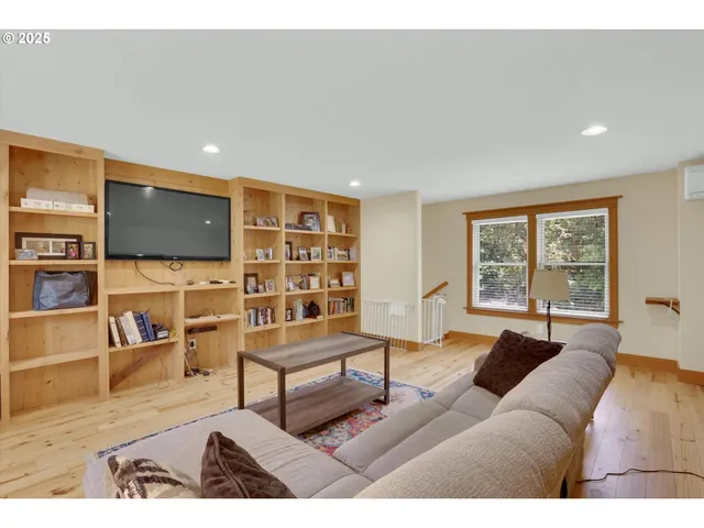 $2,730,000 | 47266 Southwest Carpenter Creek Road, Forest Grove, OR 97116