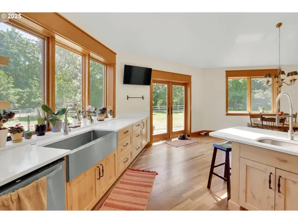 $2,550,000 | 47266 Southwest Carpenter Creek Road, Forest Grove, OR 97116