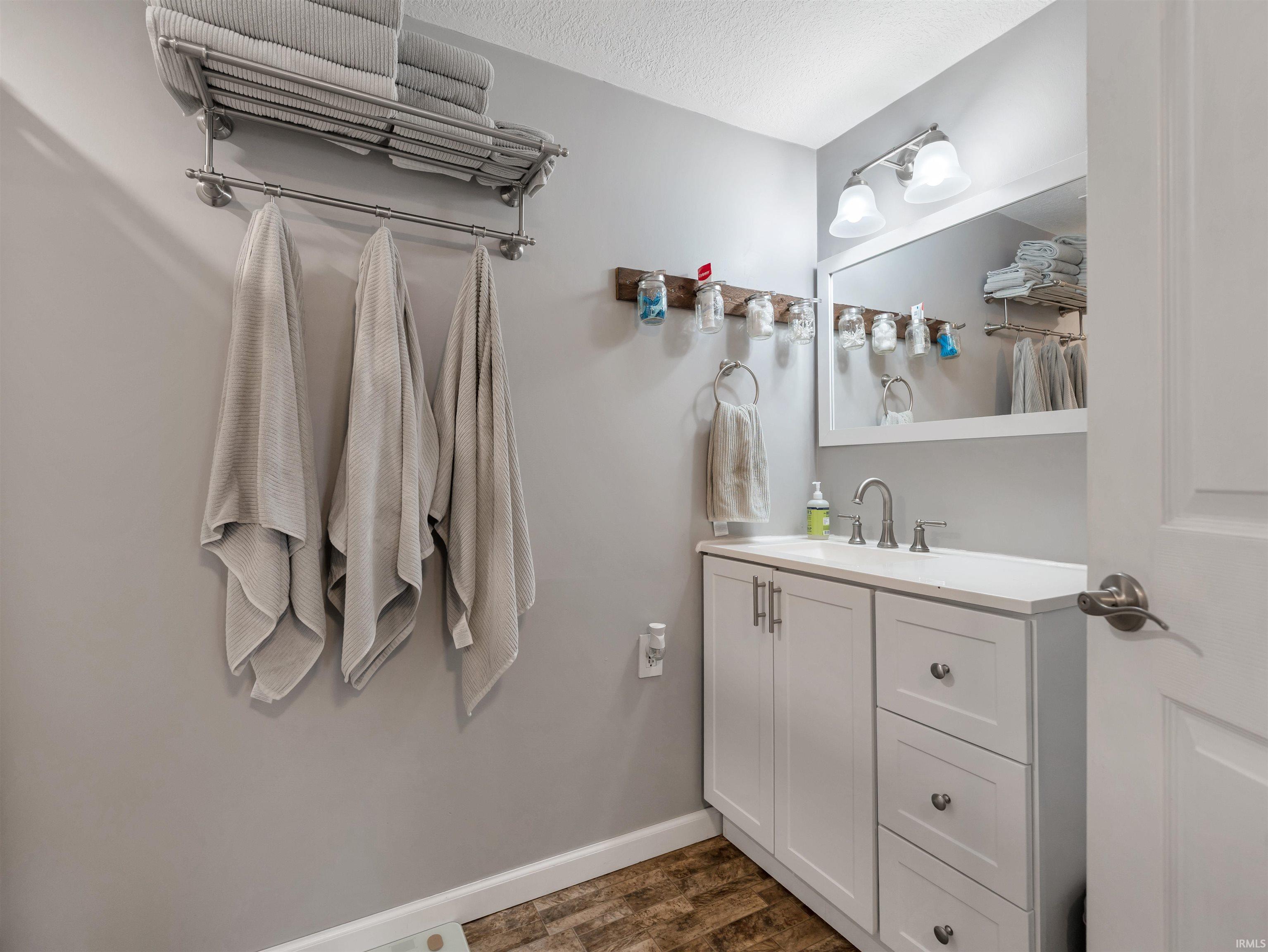655 West Walnut Street Waterloo, IN 46793 - Photo 15 of 24