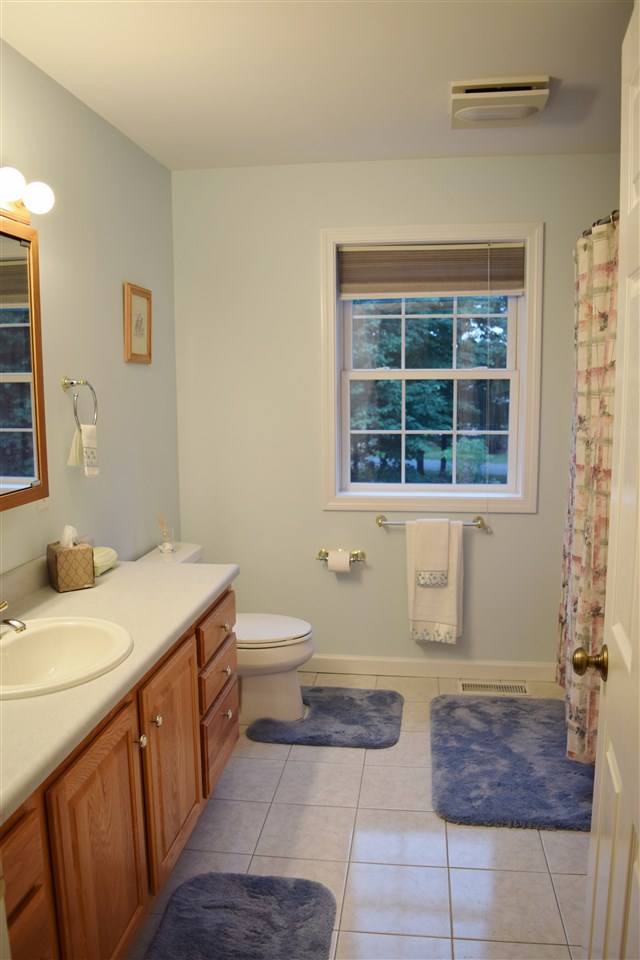 298 Nice Way Colchester, VT 05446 - Photo 17 of 27 Gallery Image 17