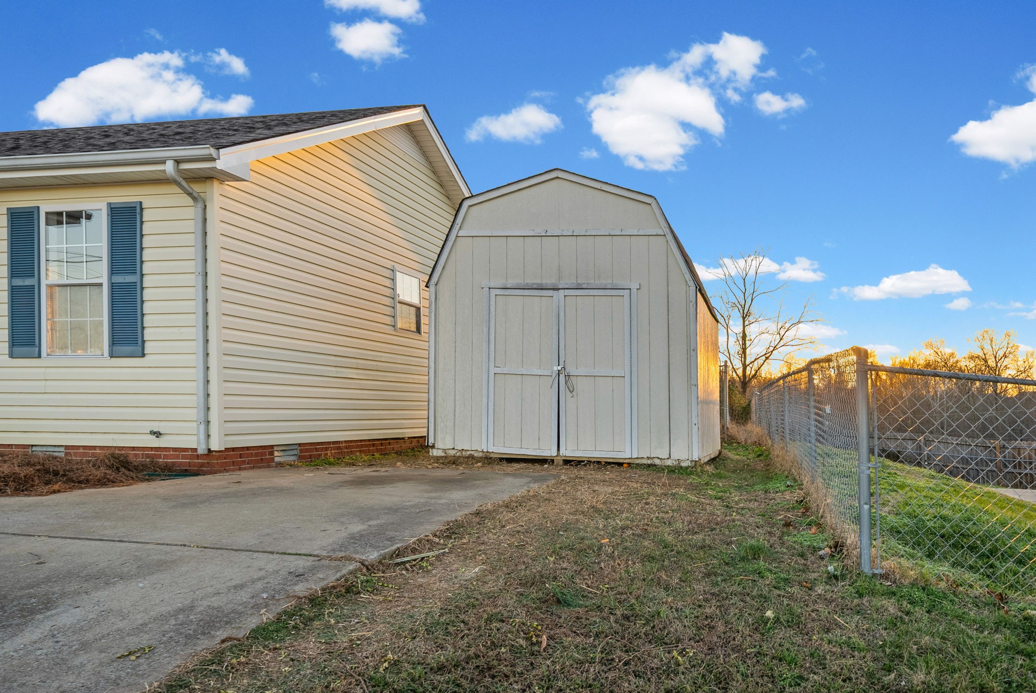 1010 Winesap Road Clarksville, TN 37040 - Photo 2 of 22