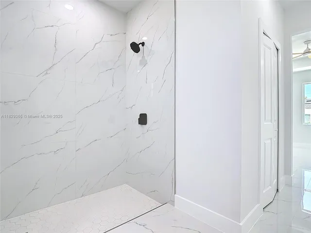 an empty room with a empty space