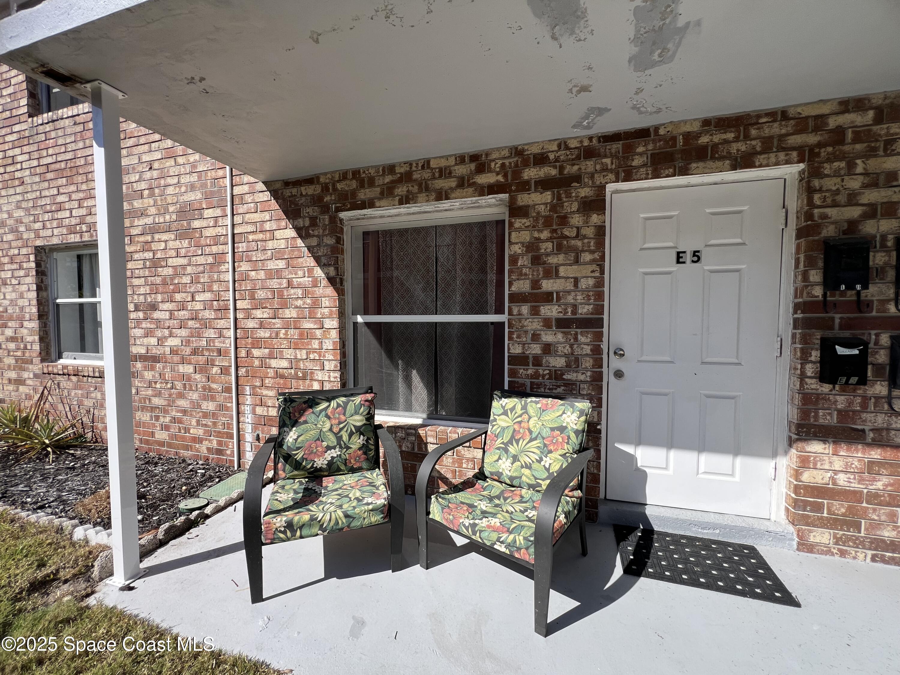 190 East Olmstead Drive, Unit E5 Titusville, FL 32780 - Photo 4 of 26