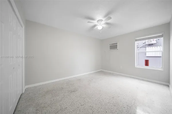 $2,000 | 40 West 4th Street, Unit 5, Hialeah, FL 33010