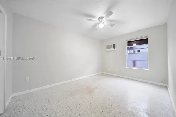 $2,000 | 40 West 4th Street, Unit 5, Hialeah, FL 33010