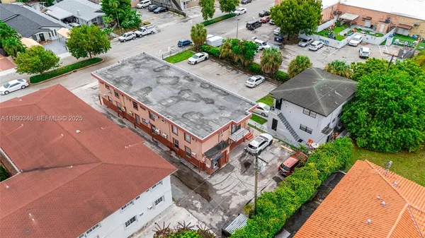 $2,000 | 40 West 4th Street, Unit 5, Hialeah, FL 33010