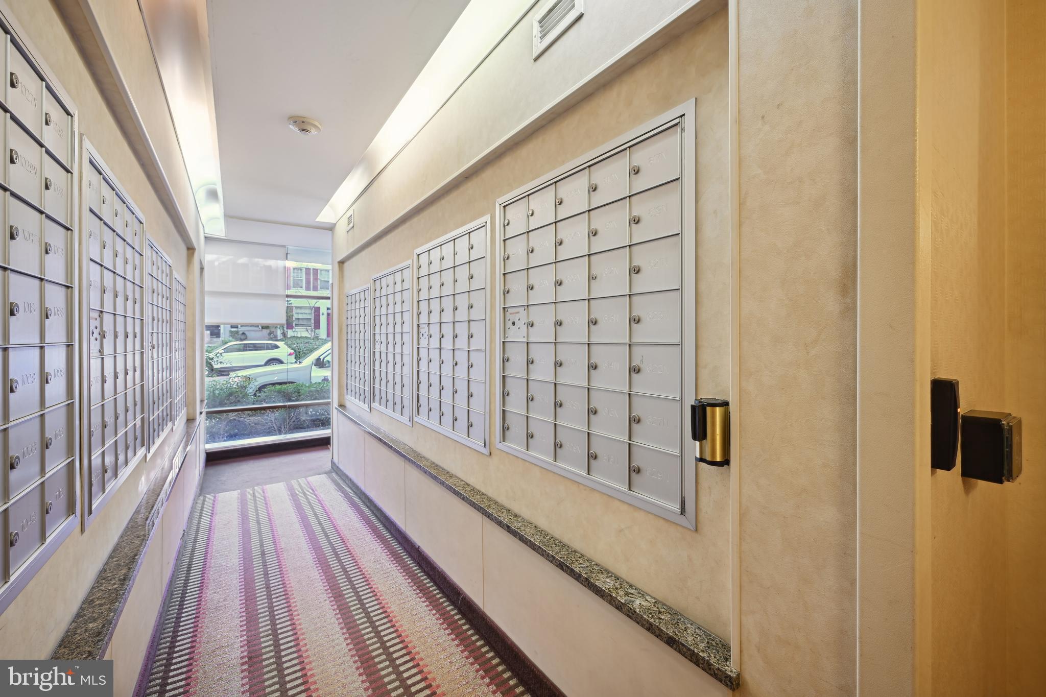 950 25th Street Northwest, Unit 814N Washington, DC 20037 - Photo 32 of 44 a view of balcony