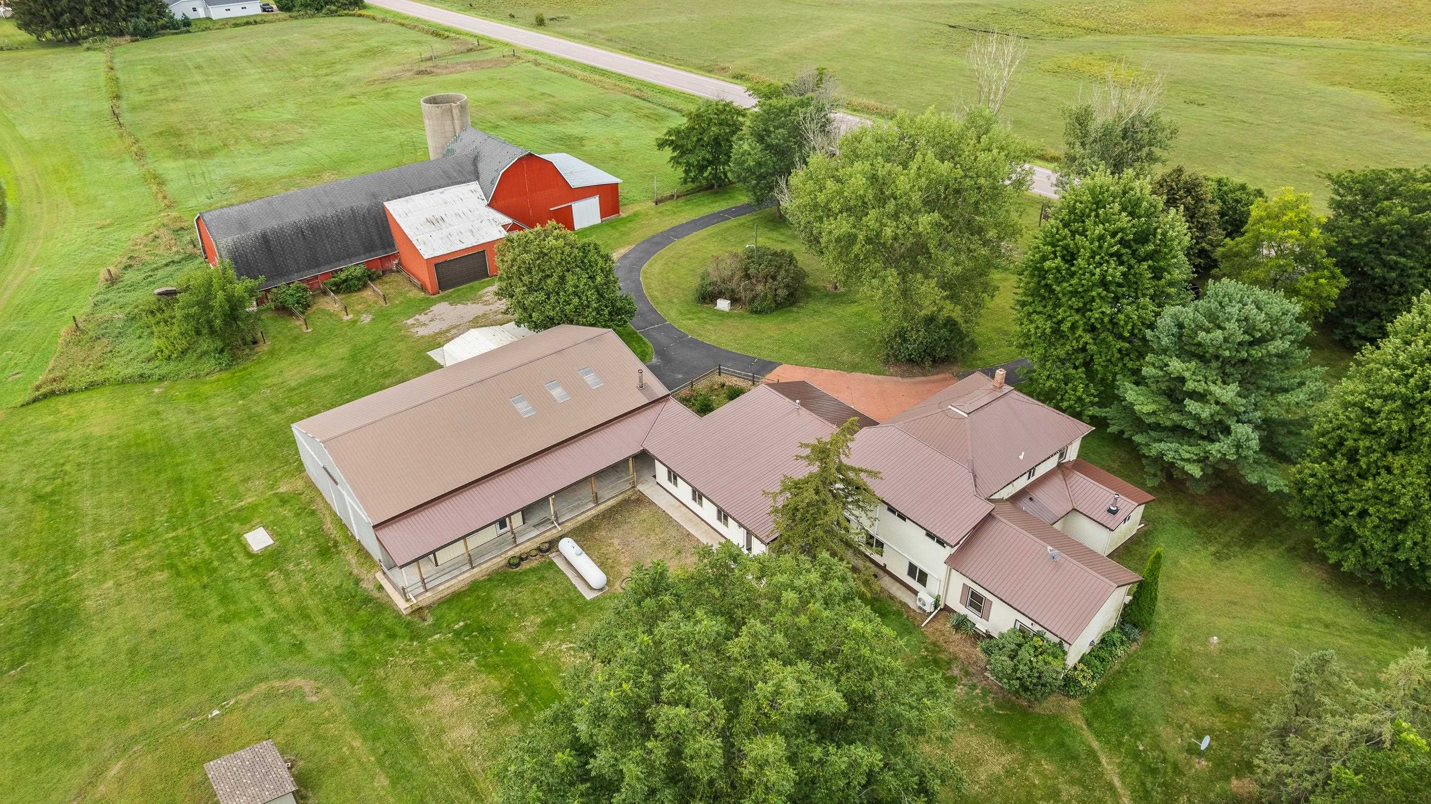 9621 County Road F Bancroft, WI 54921 - Photo 46 of 60