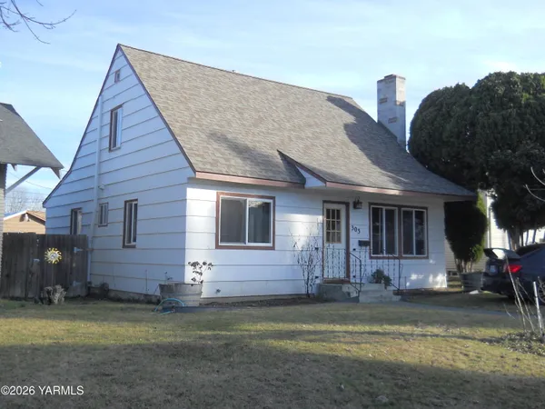 $319,000 | 303 Ave G, Grandview, WA 98930