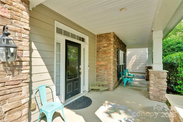 $660,000 | 11538 Ardrey Crest Drive, Charlotte, NC 28277