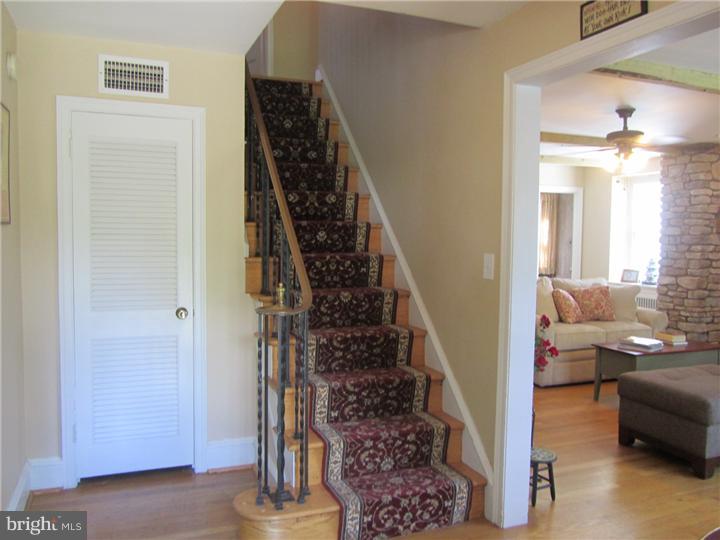215 Waring Road Elkins Park, PA 19027 - Photo 2 of 25 Foyer