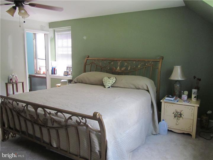 215 Waring Road Elkins Park, PA 19027 - Photo 13 of 25 Bedroom - Main