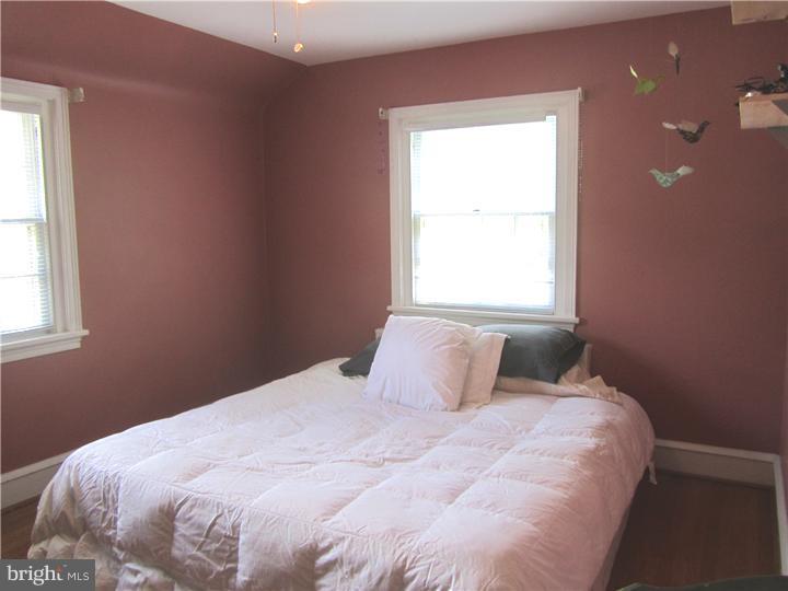 215 Waring Road Elkins Park, PA 19027 - Photo 17 of 25 Bedroom 4
