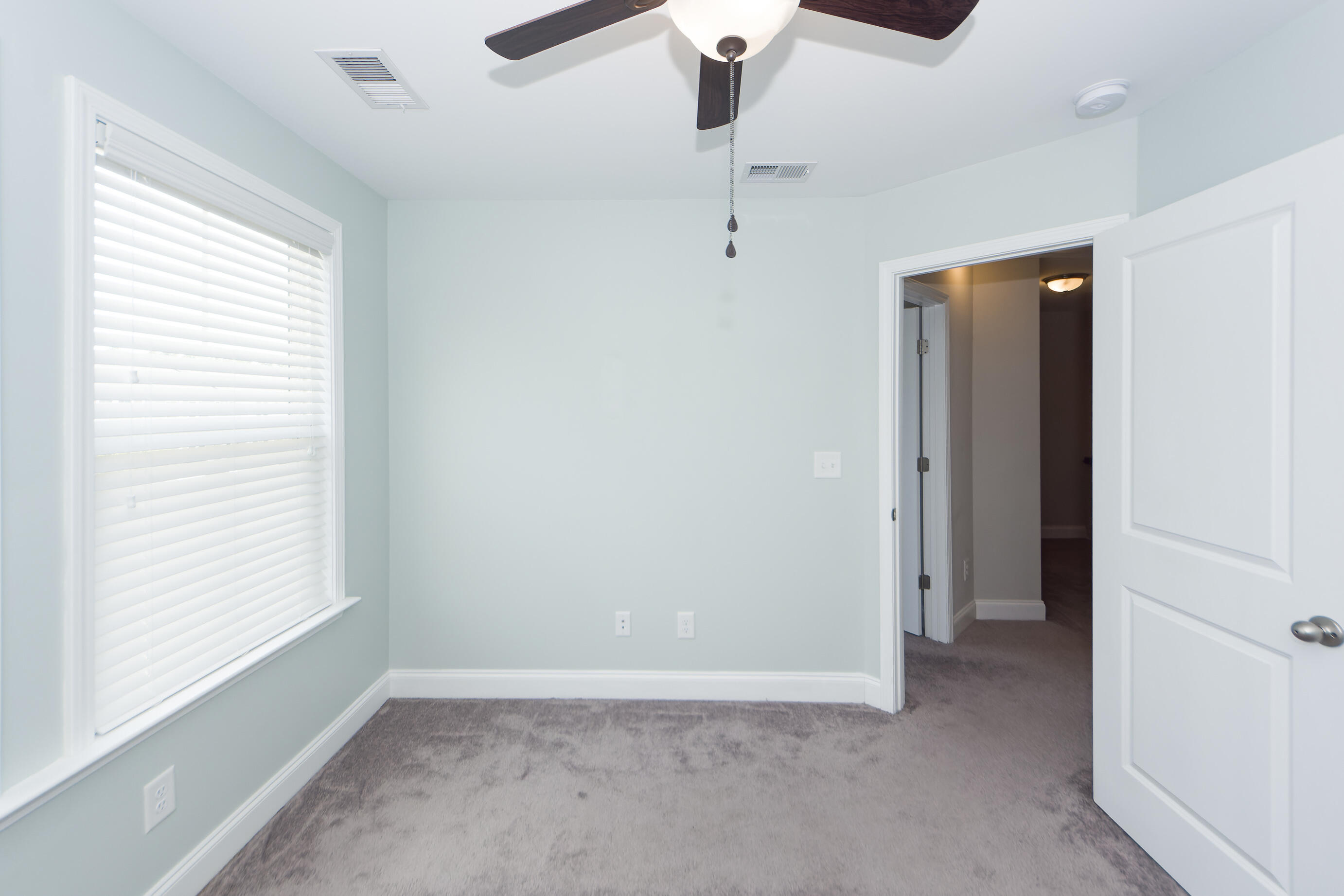 7861 Montview Road North Charleston, SC 29418 - Photo 27 of 36 27 (1)